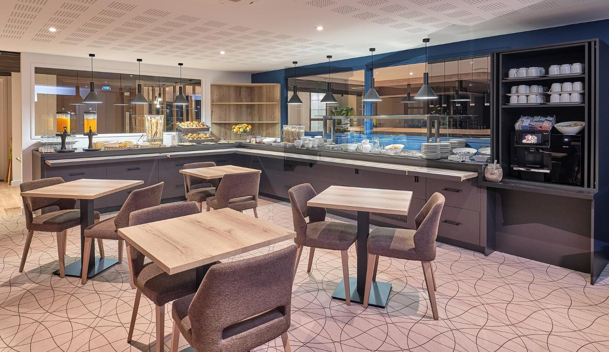 Logis Hotel Restaurant Aloe レ・ゼルビエ エクステリア 写真